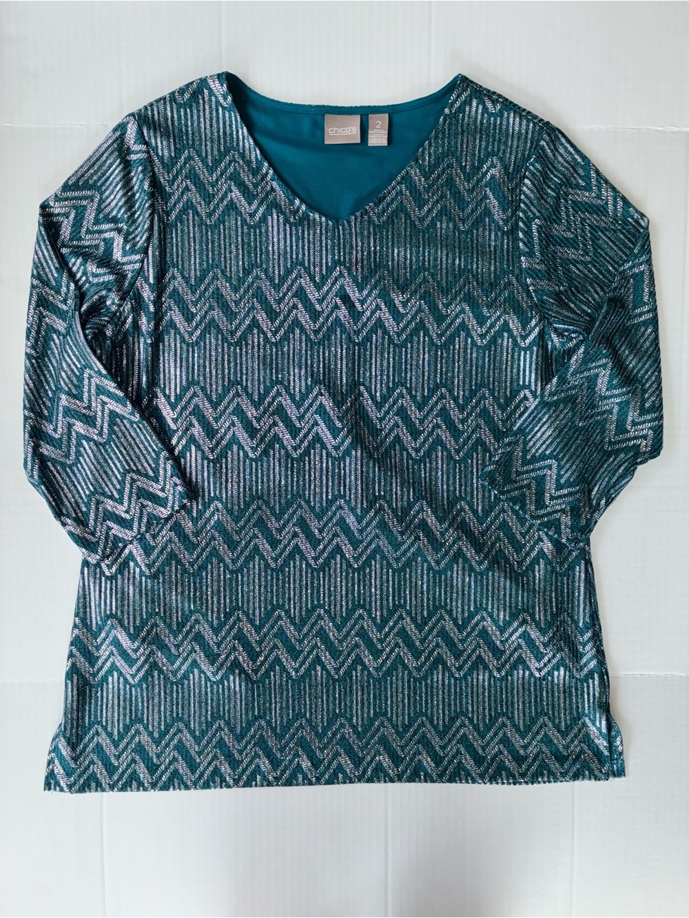 Chico’s Women’s 3/4 Sleeve Metallic Zig Zag Blouse With Lining Size 2 Teal Blue
